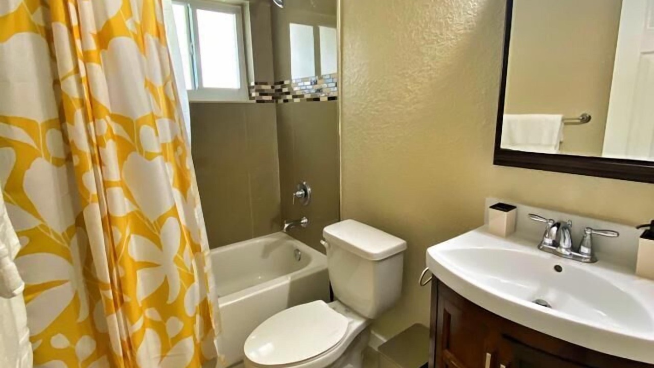 Photo of Bathroom in Miami Gardens