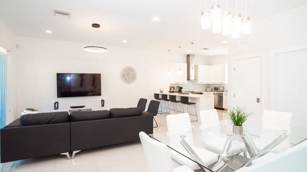 Photo of Bedroom in Pompano Beach