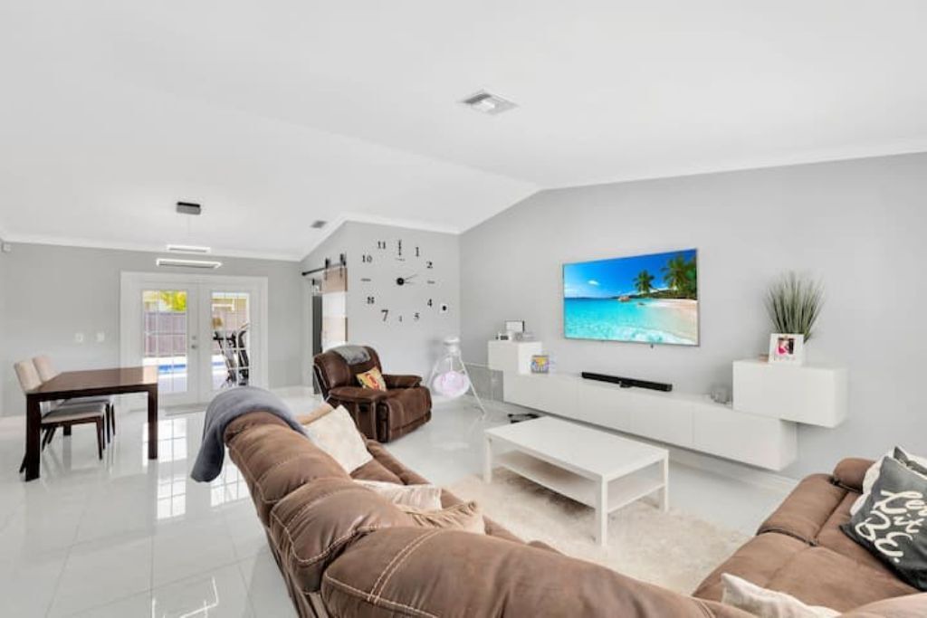 Photo of Livingroom in Sandalfoot Cove