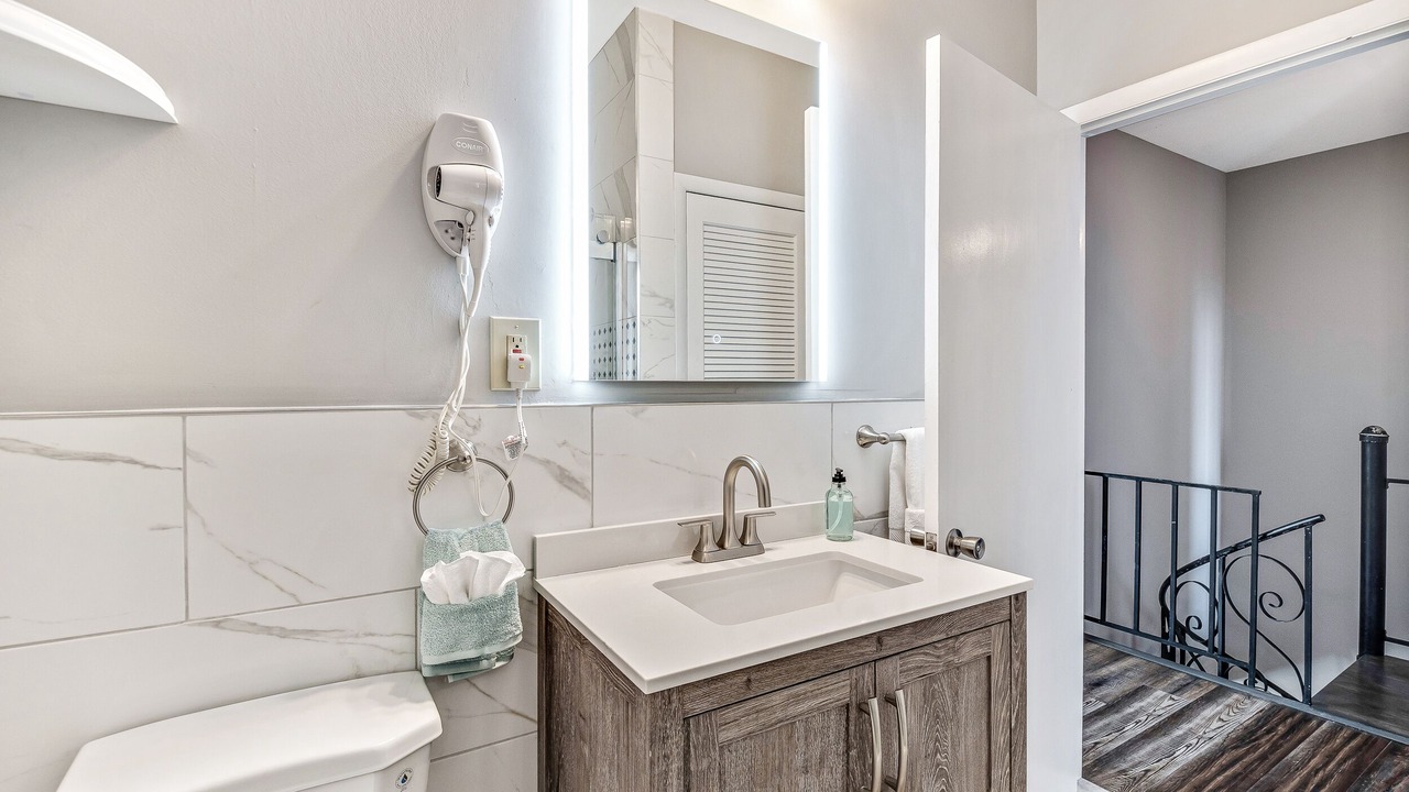 Photo of Bathroom in East Passyunk Crossing