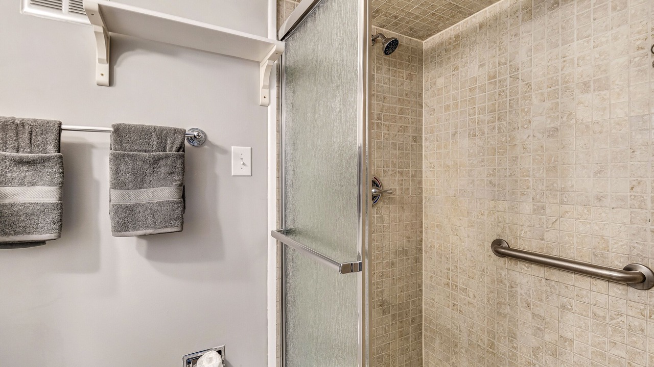 Photo of Bathroom in East Passyunk Crossing