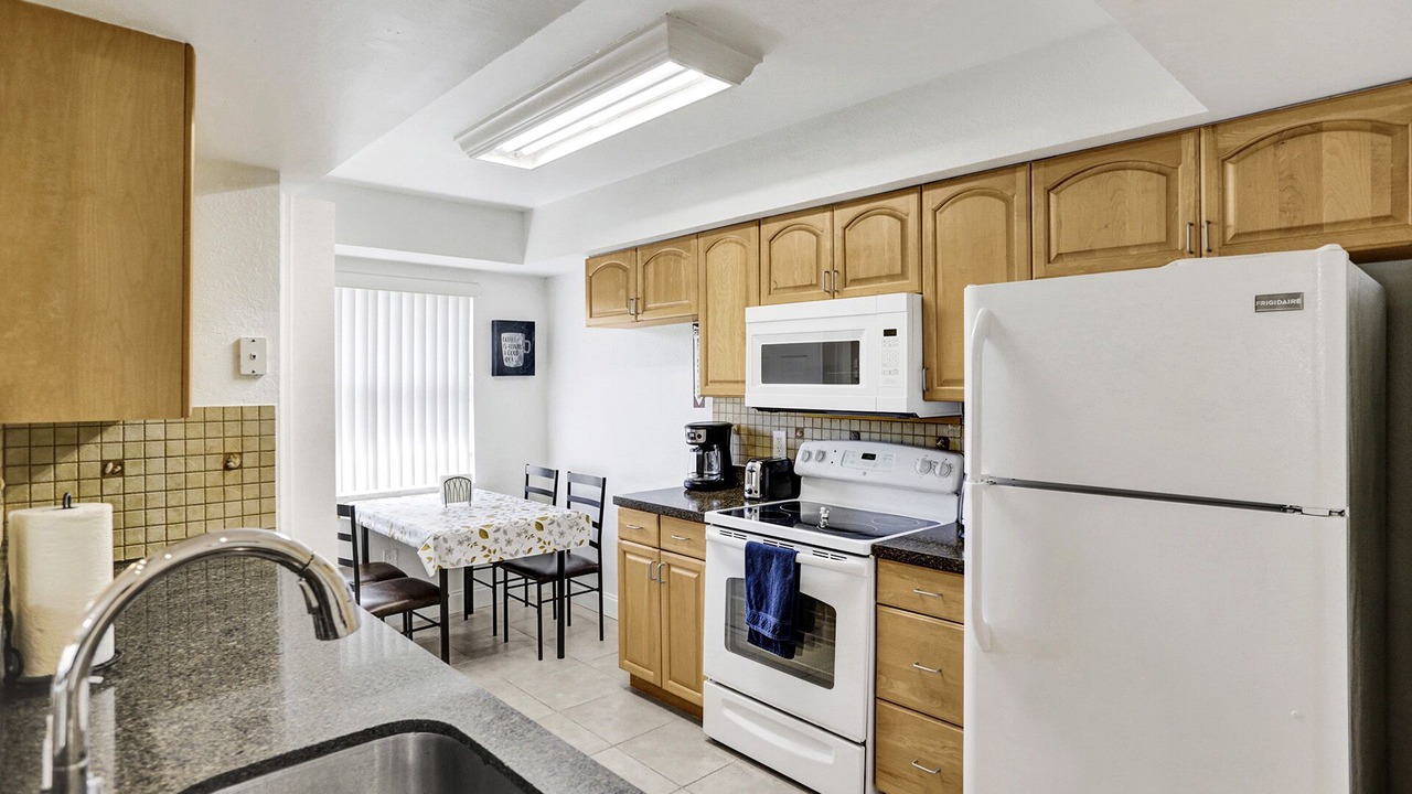 Photo of Kitchen in Hollywood South Central Beach