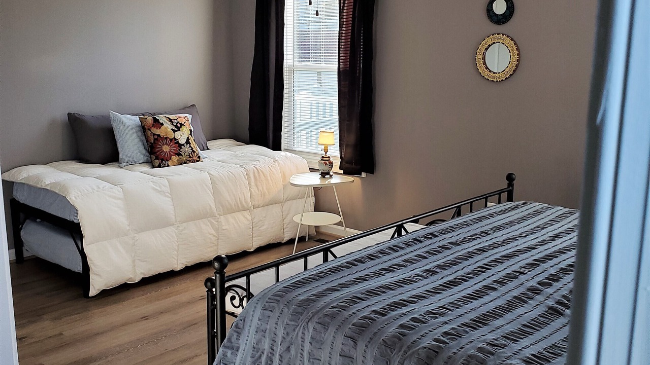 Photo of Bedroom in Issue