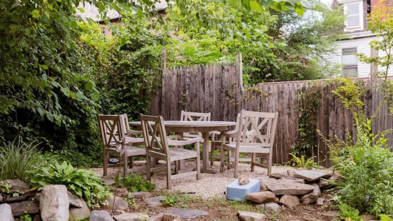 Photo of Outdoor in Kingston
