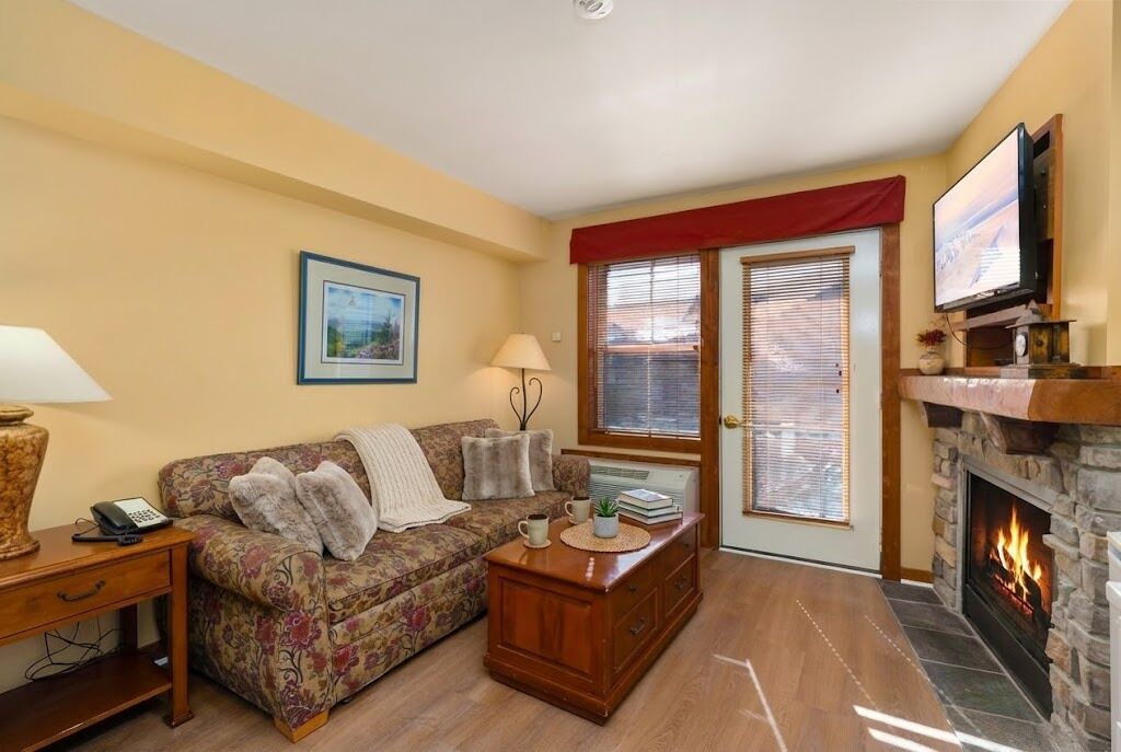 Photo of Livingroom in Edray