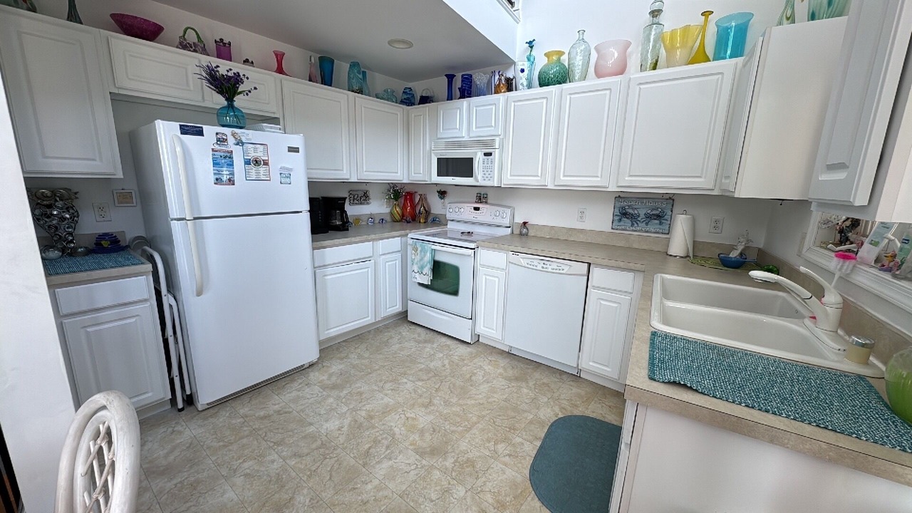 Photo of Kitchen in Captain's Cove