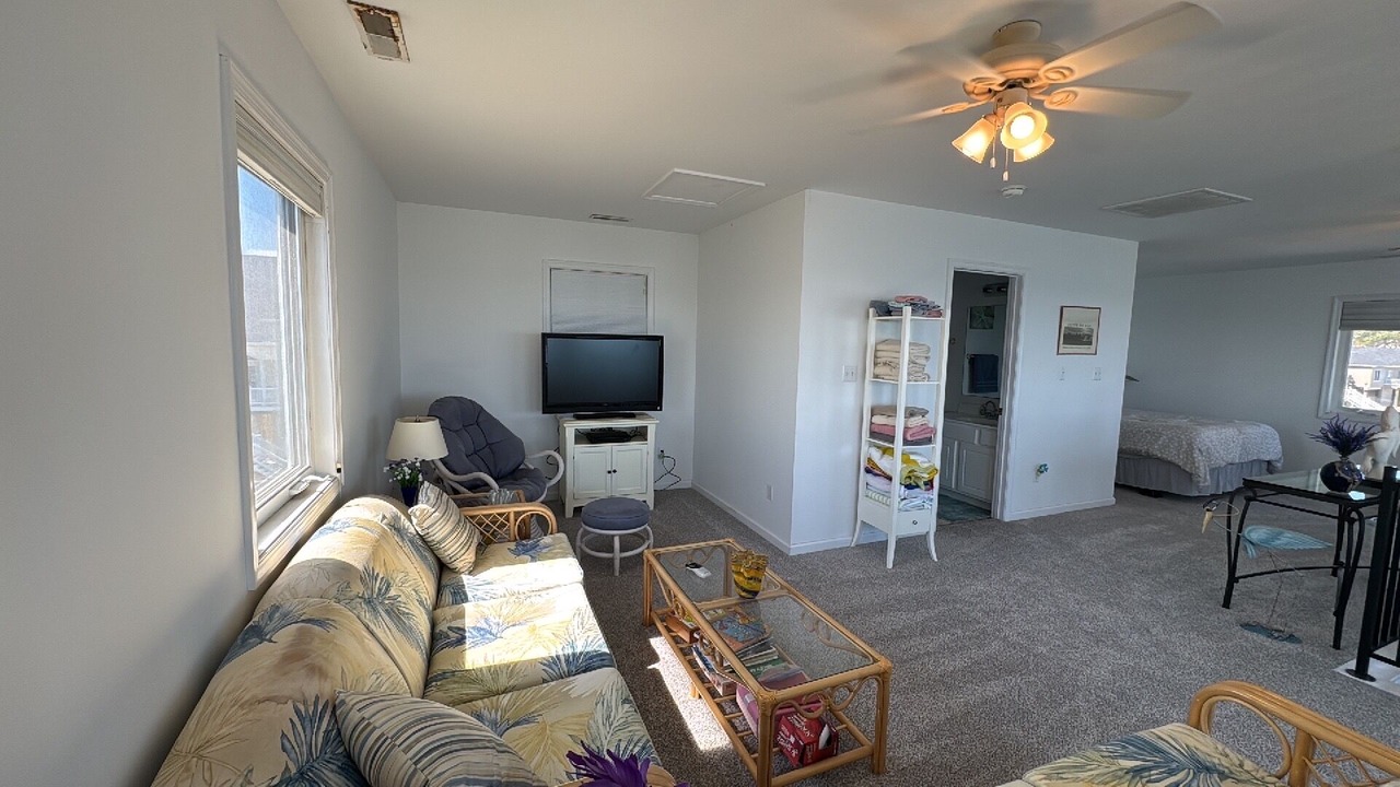 Photo of Livingroom in Captain's Cove