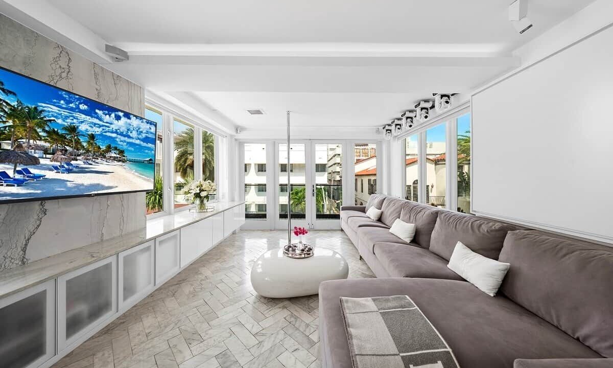 Photo of Bedroom in South Beach