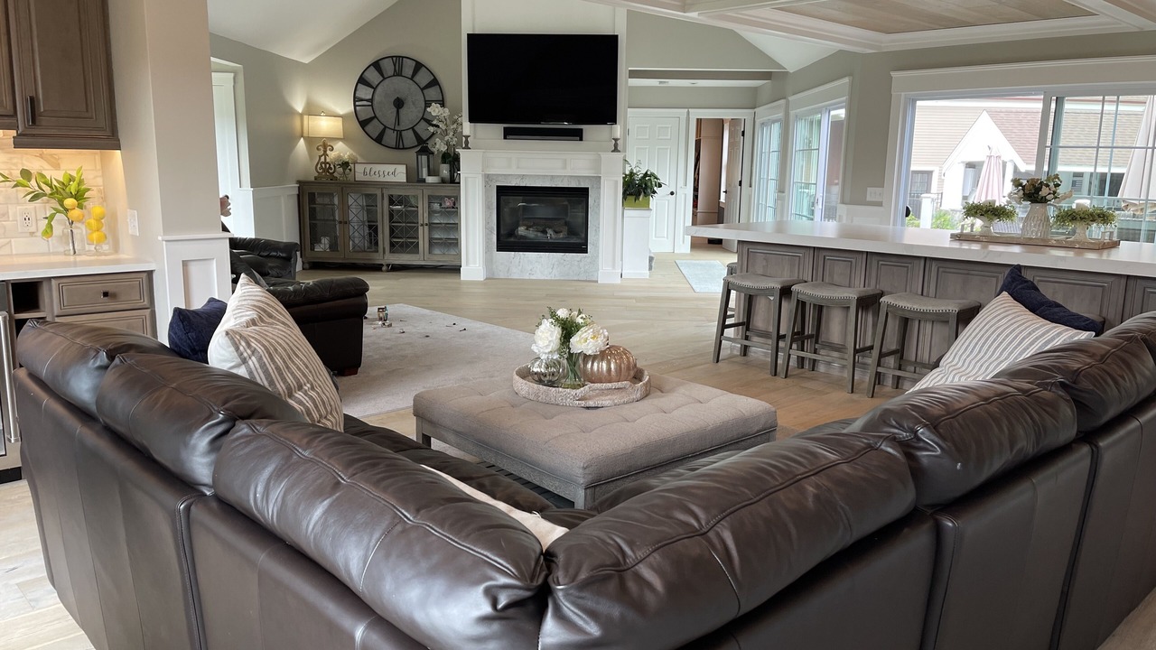 Photo of Livingroom in Yarmouth Port