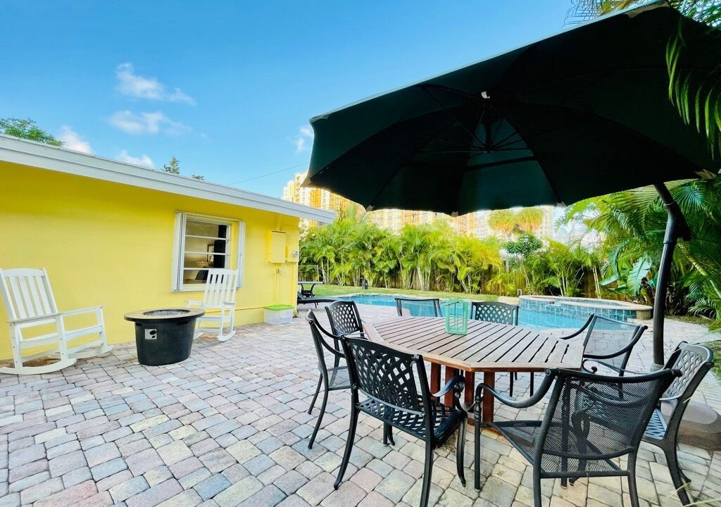 Photo of Others in Dolphin Isles