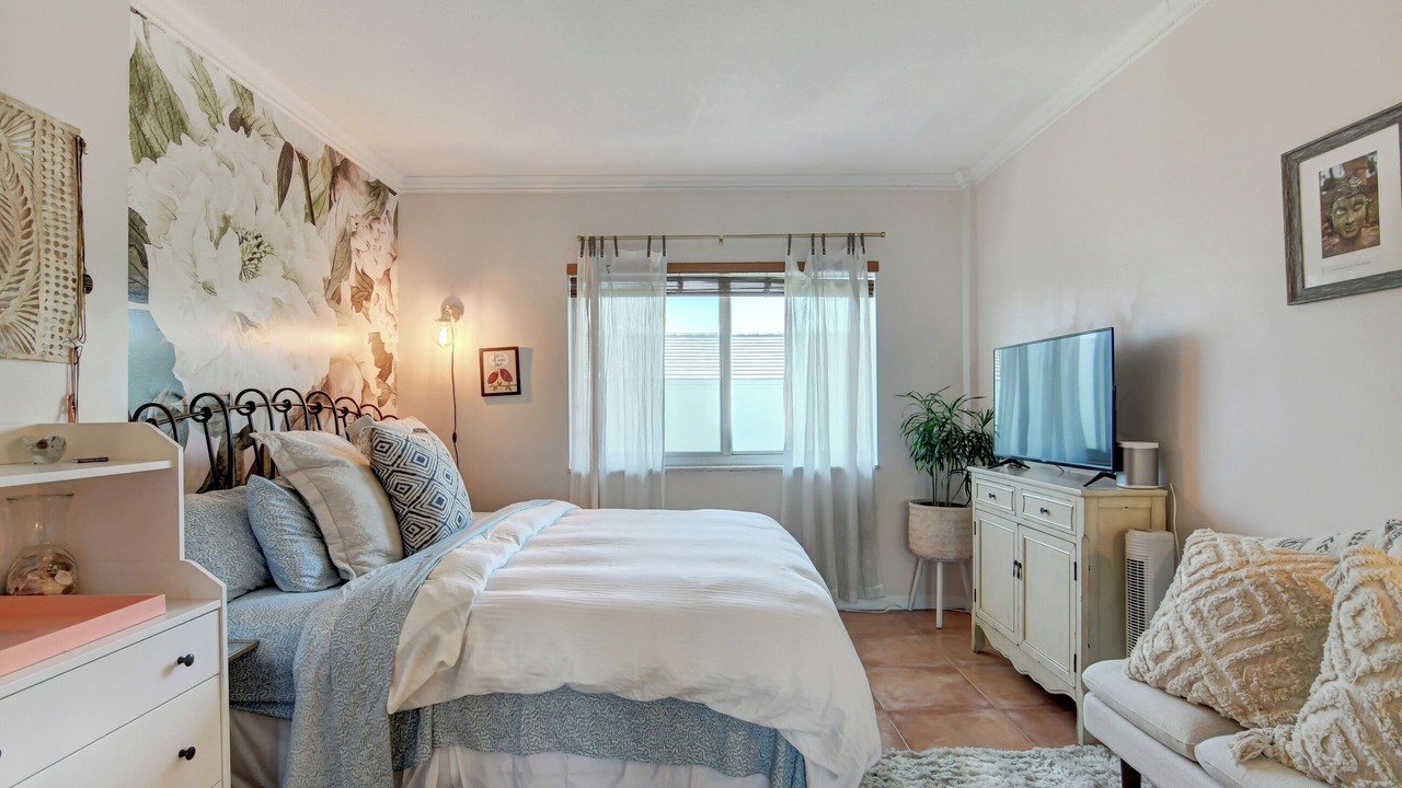 Photo of Bedroom in Ocean Ridge