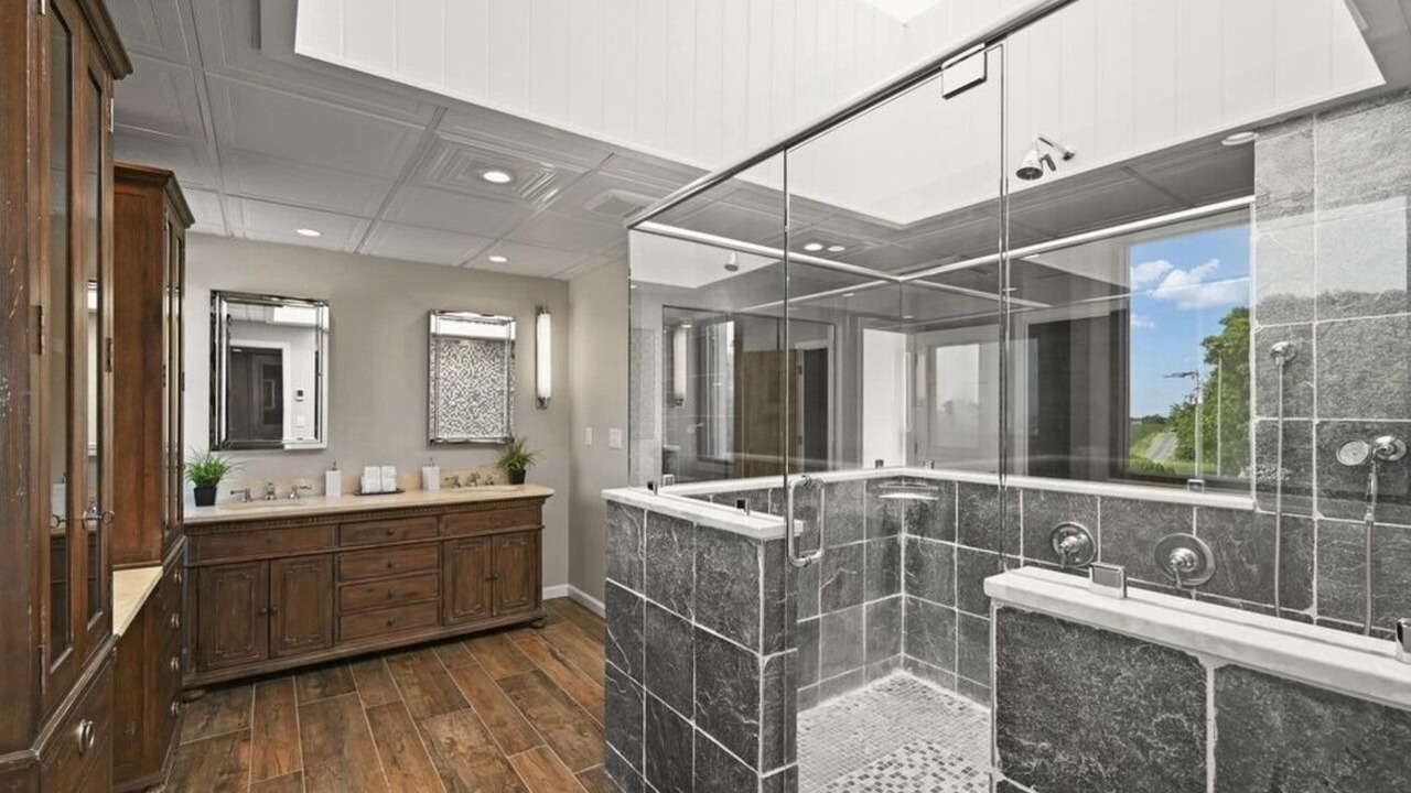 Photo of Bathroom in Rock Hall