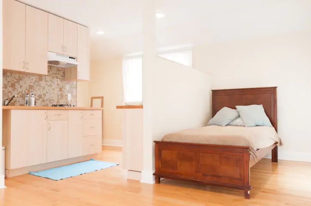 Photo of Bedroom in Forest Hill