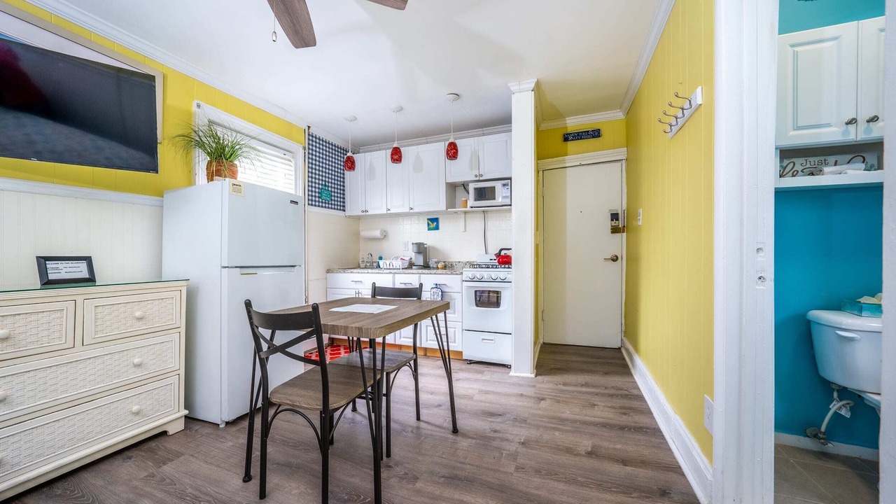 Photo of Kitchen in Wall