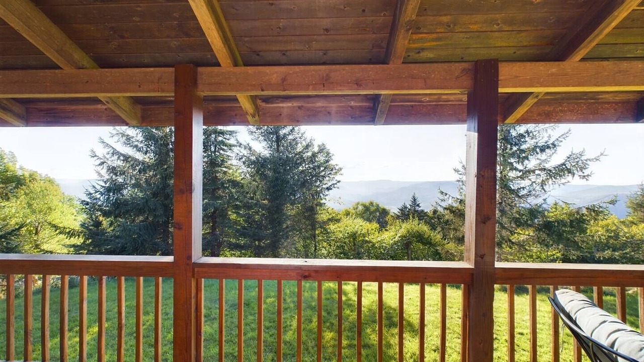 Photo of Outdoor in Edray