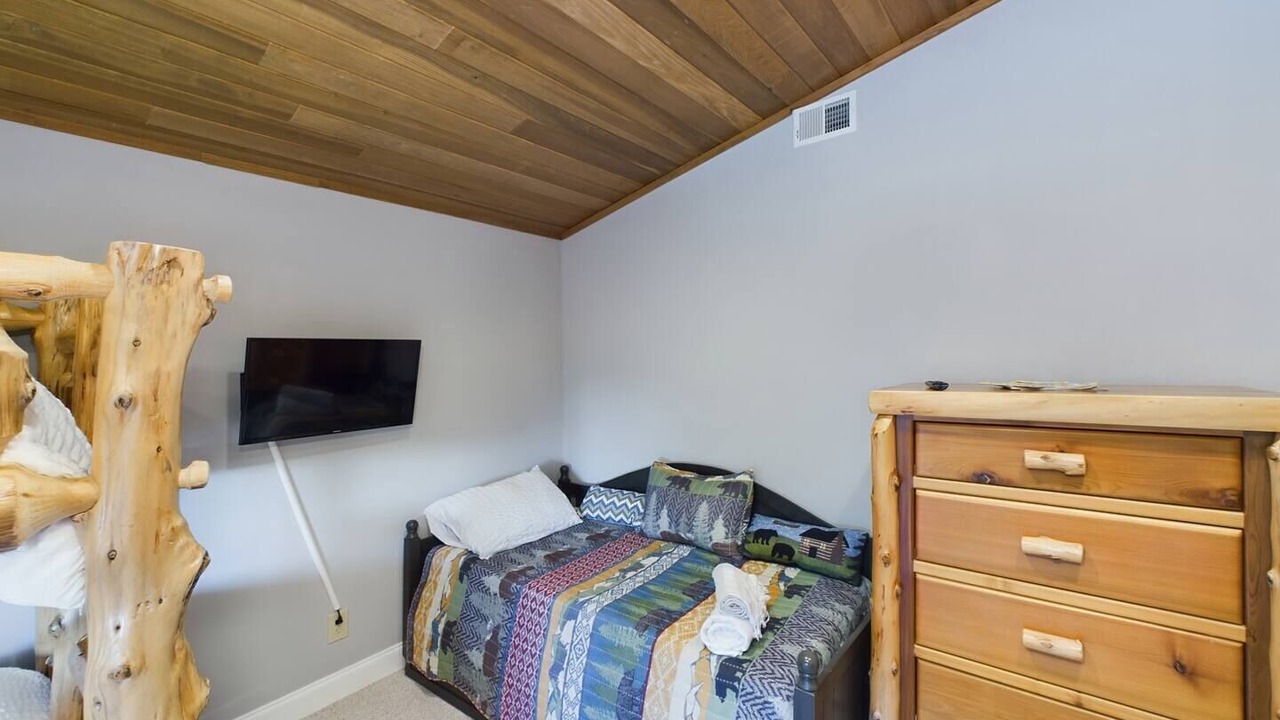 Photo of Bedroom in Edray