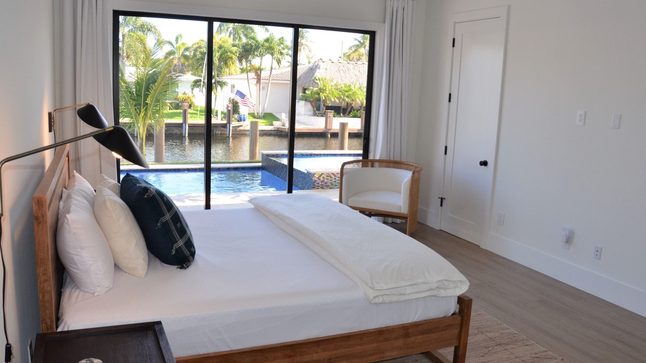 Photo of Bedroom in Garden Isles
