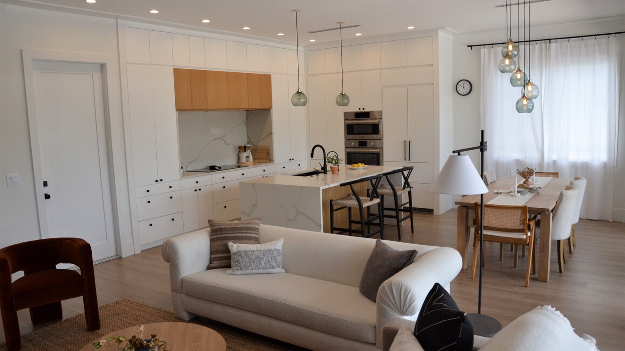 Photo of Livingroom in Garden Isles