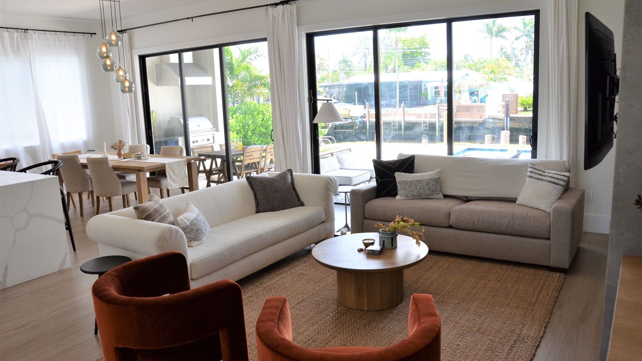 Photo of Livingroom in Garden Isles