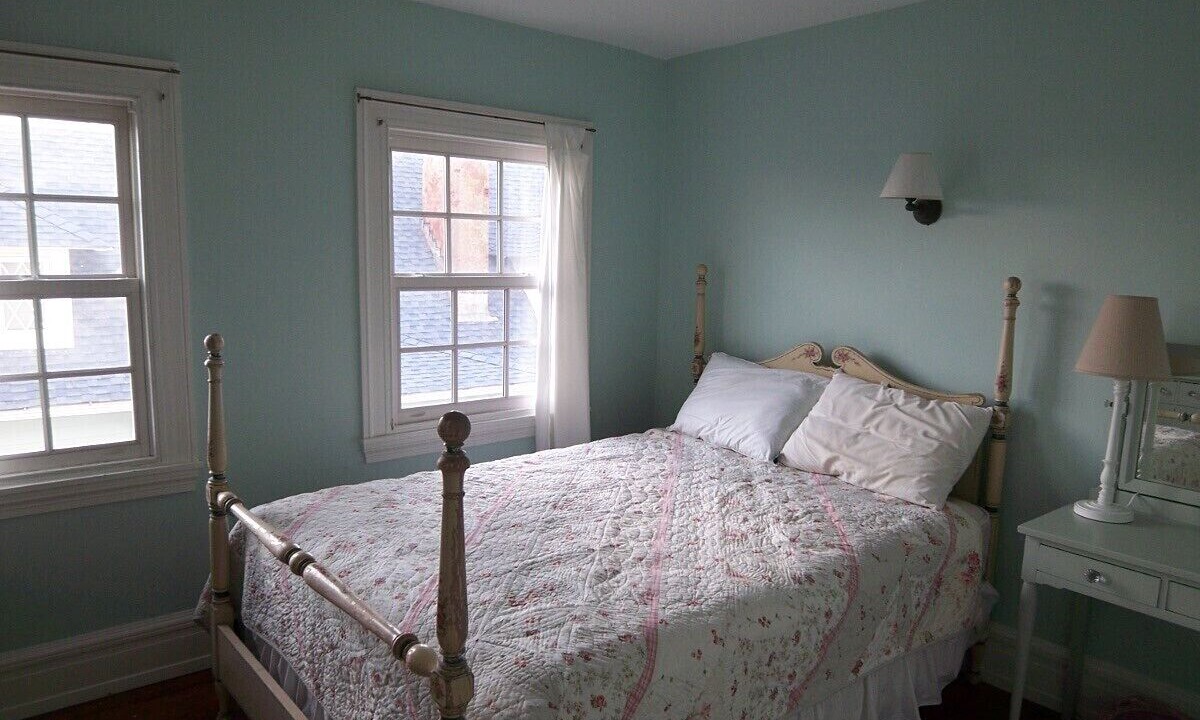 Photo of Bedroom in Admiral Estates