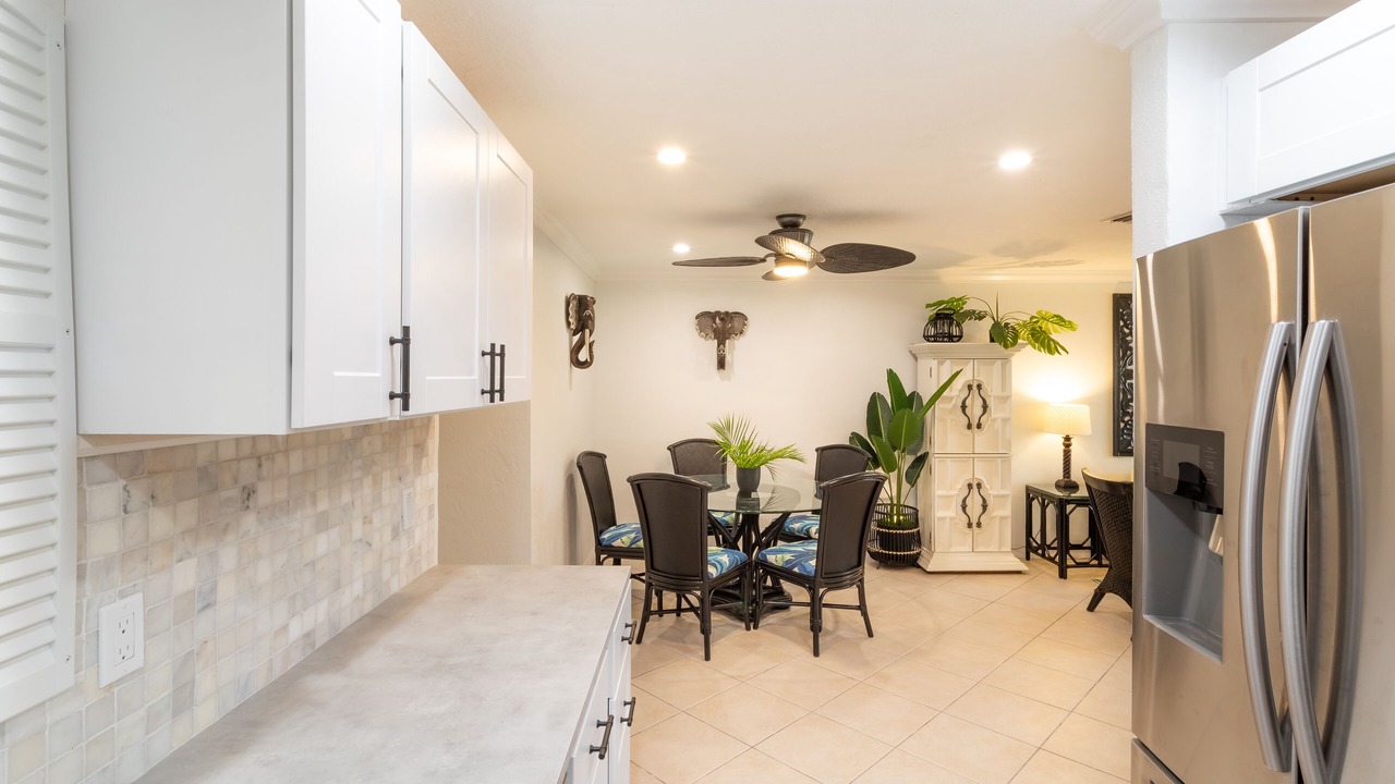 Photo of Livingroom in Tropic Palms