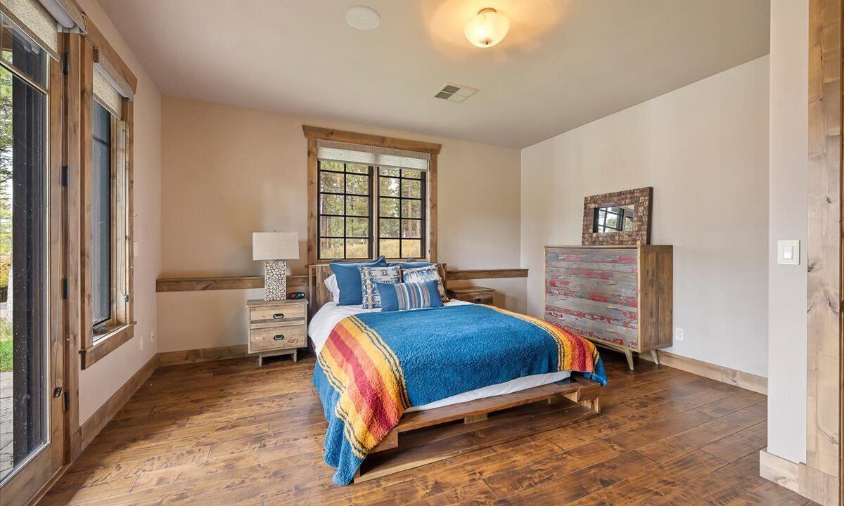 Photo of Bedroom in Eureka