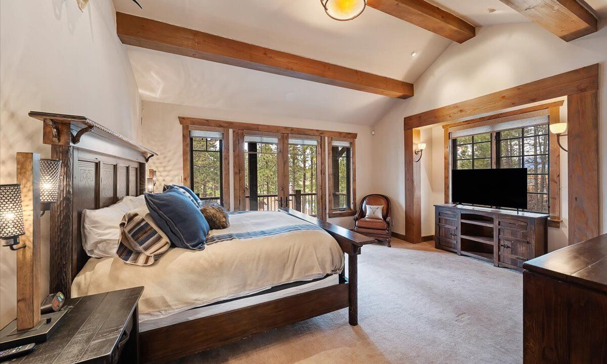 Photo of Bedroom in Eureka
