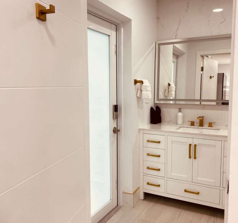 Photo of Bathroom in Harbor Beach