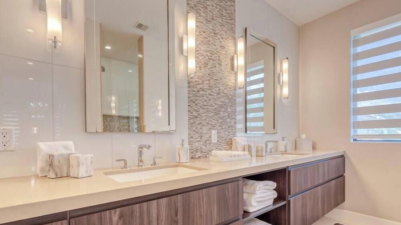 Photo of Bathroom in Victoria Park