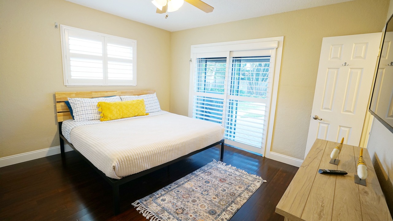 Photo of Bedroom in Imperial Point