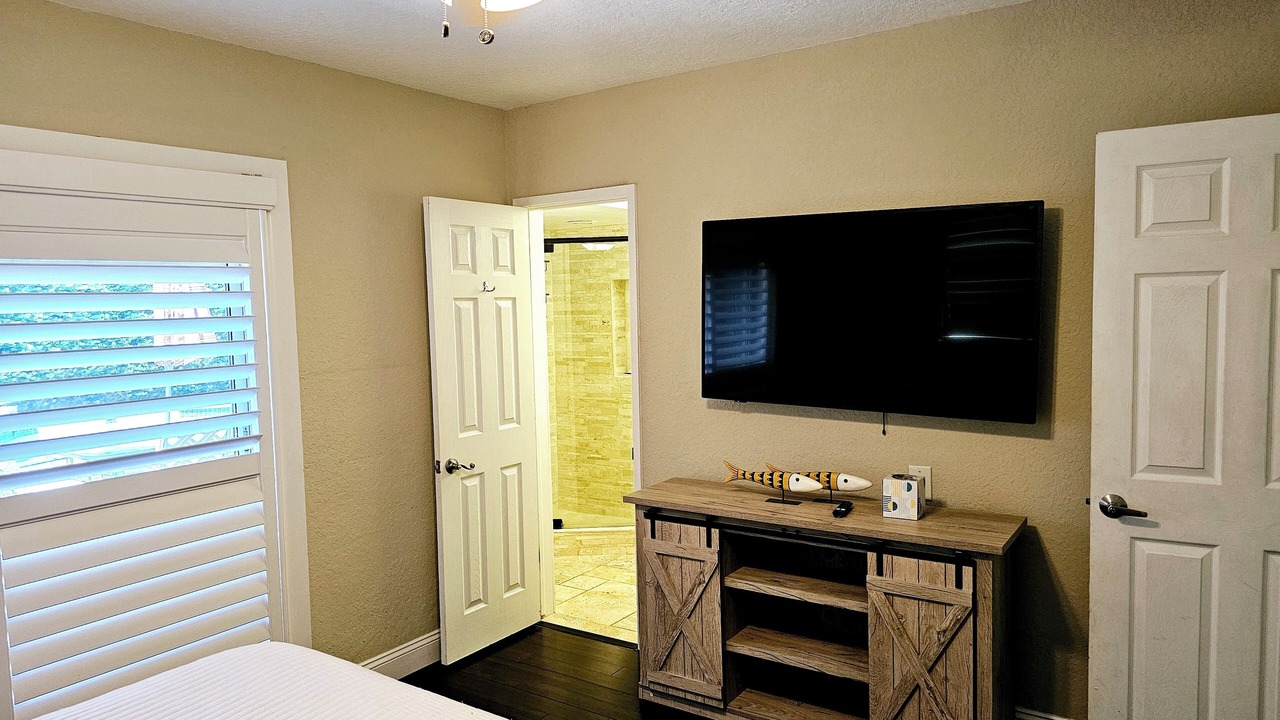 Photo of Bedroom in Imperial Point