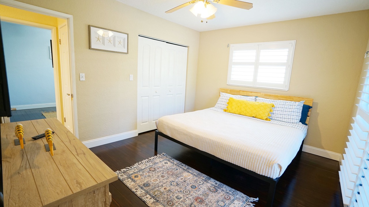 Photo of Bedroom in Imperial Point