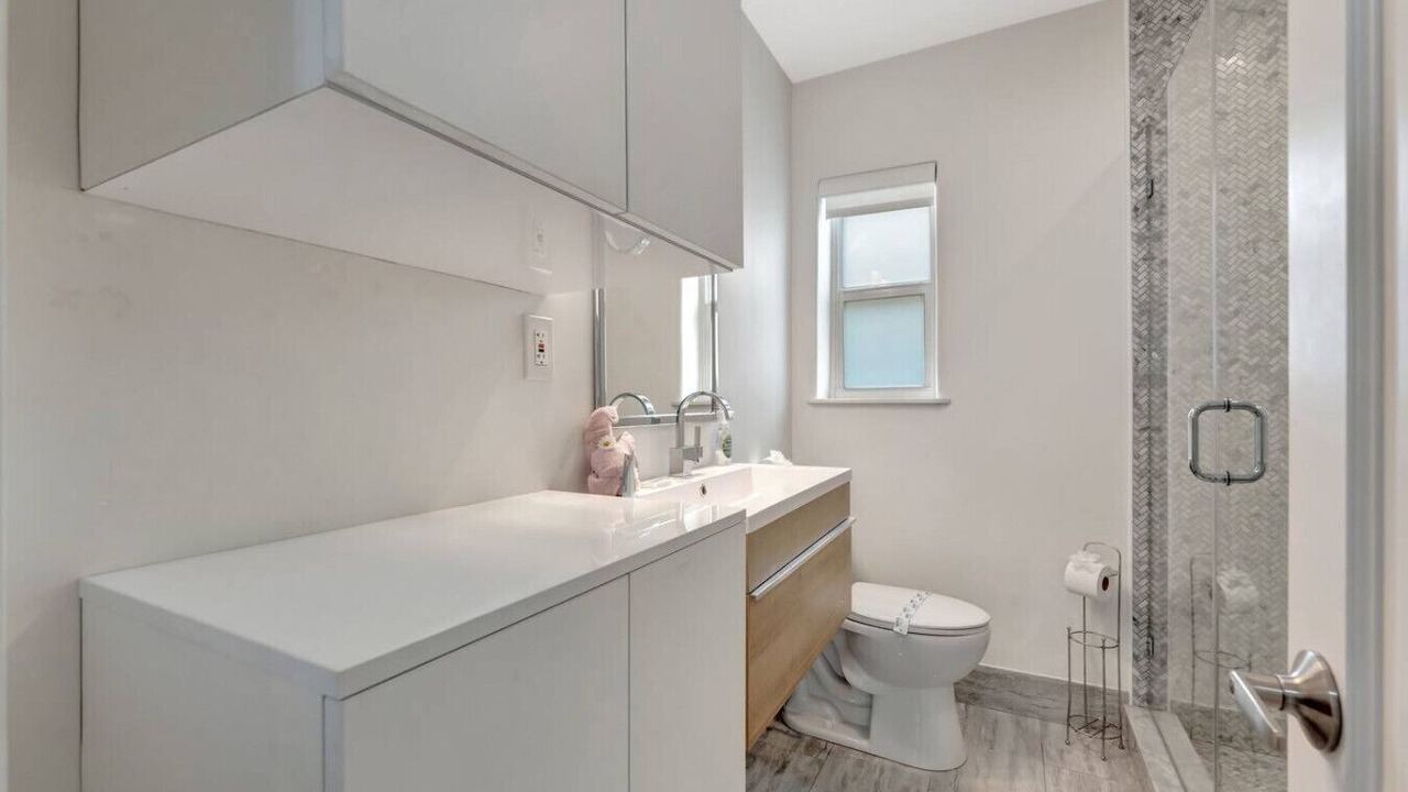 Photo of Bathroom in Victoria Park