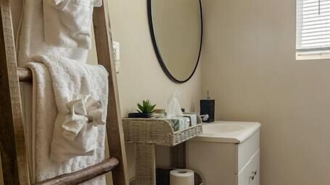 Photo of Bathroom in Little Haiti