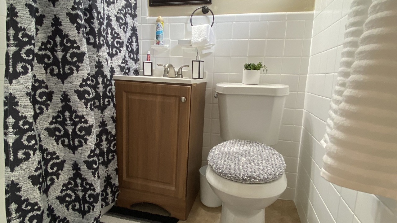 Photo of Bathroom in Miramar