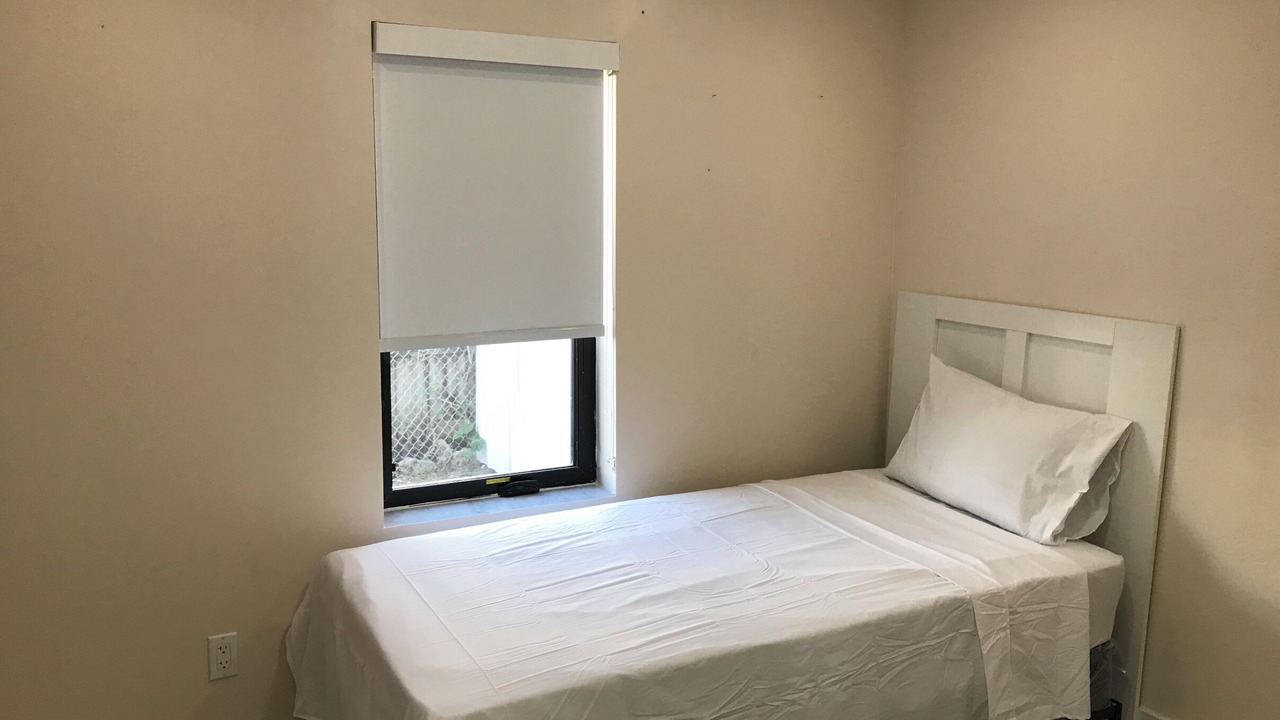 Photo of Bedroom in Hialeah
