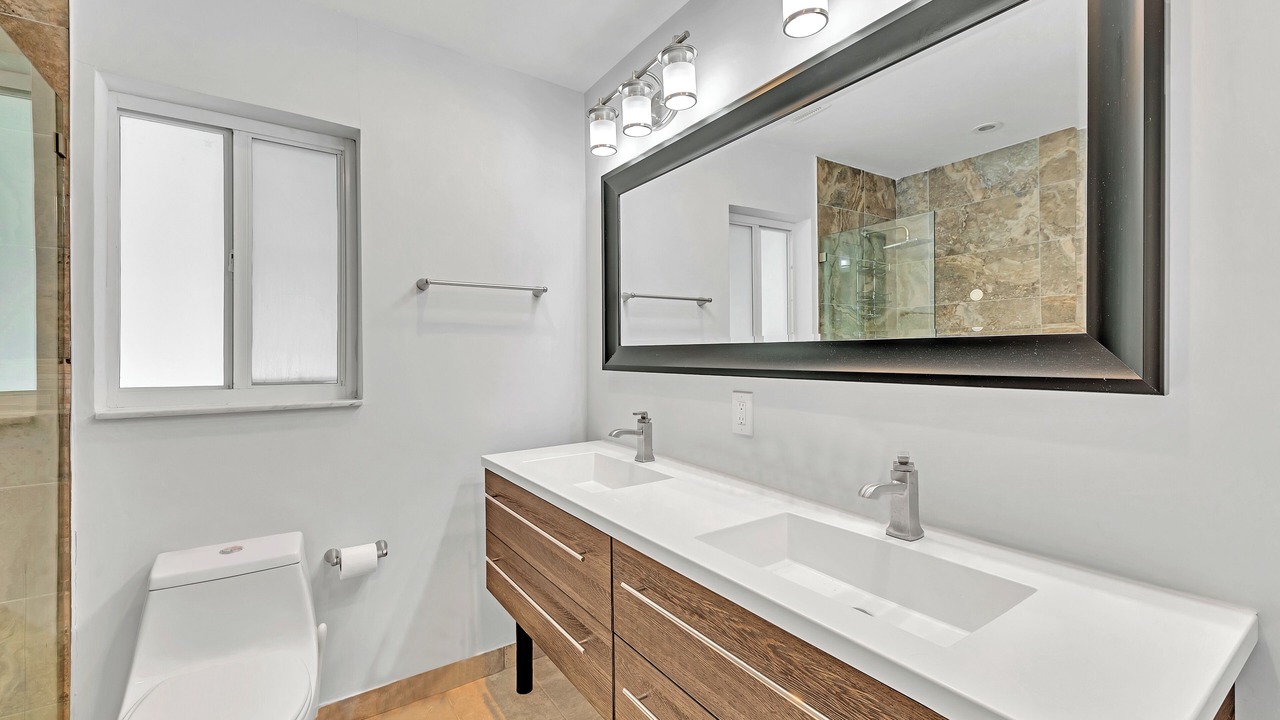 Photo of Bathroom in South Lake