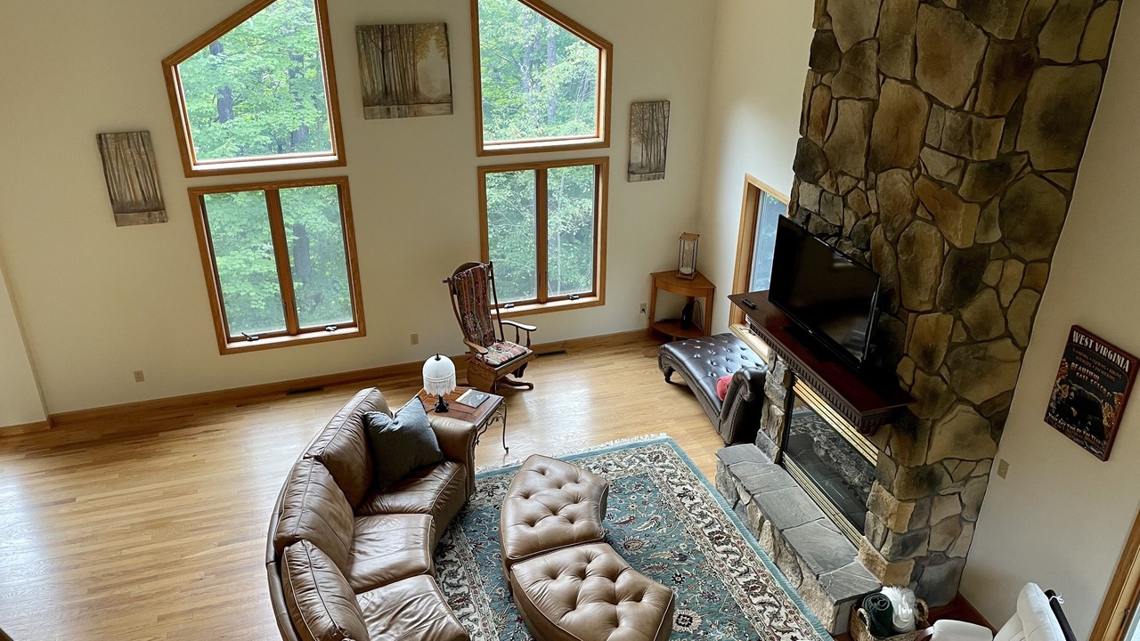 Photo of Livingroom in Davis