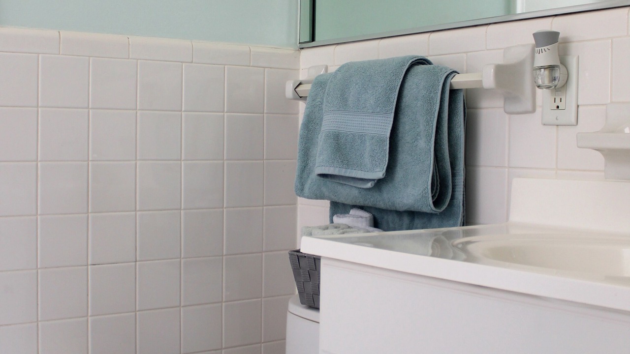 Photo of Bathroom in Harbor Village