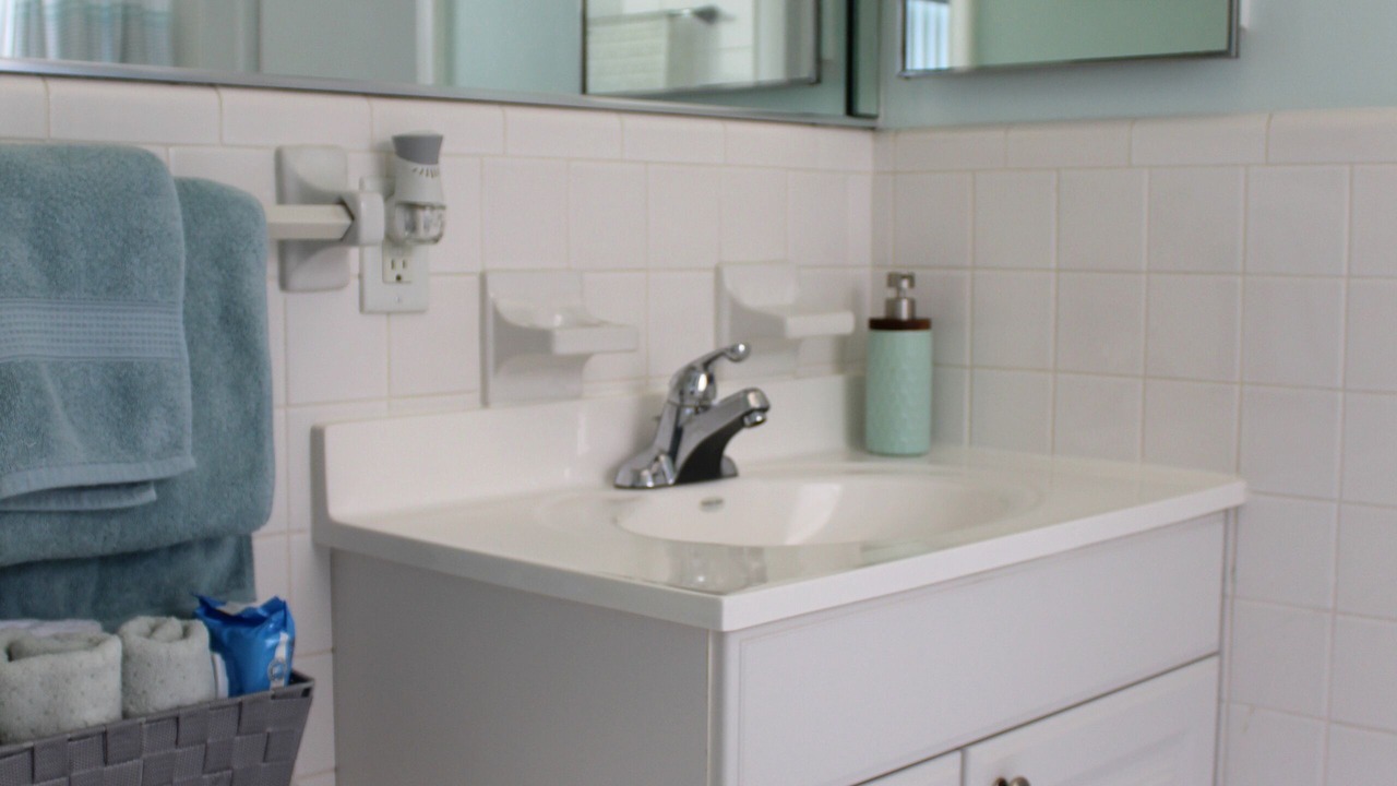 Photo of Bathroom in Harbor Village