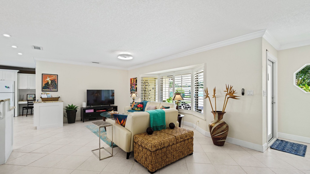Photo of Livingroom in Deerfield Beach