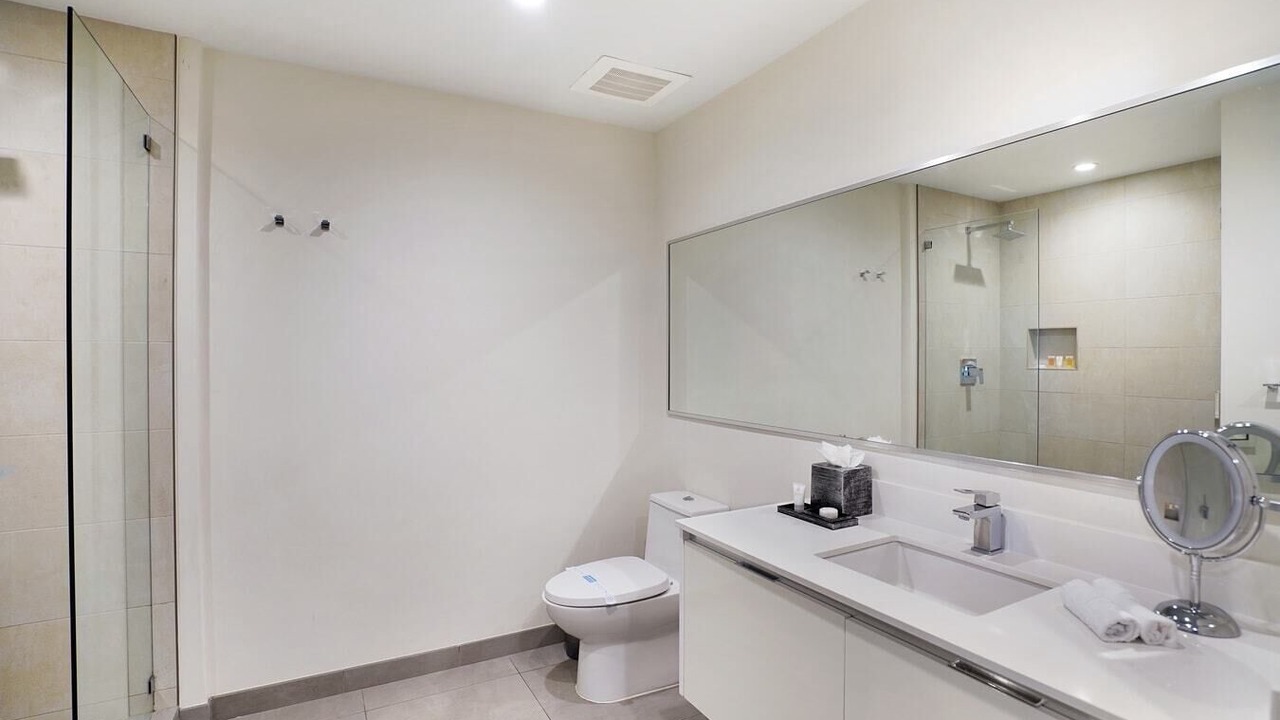 Photo of Bathroom in Hollywood
