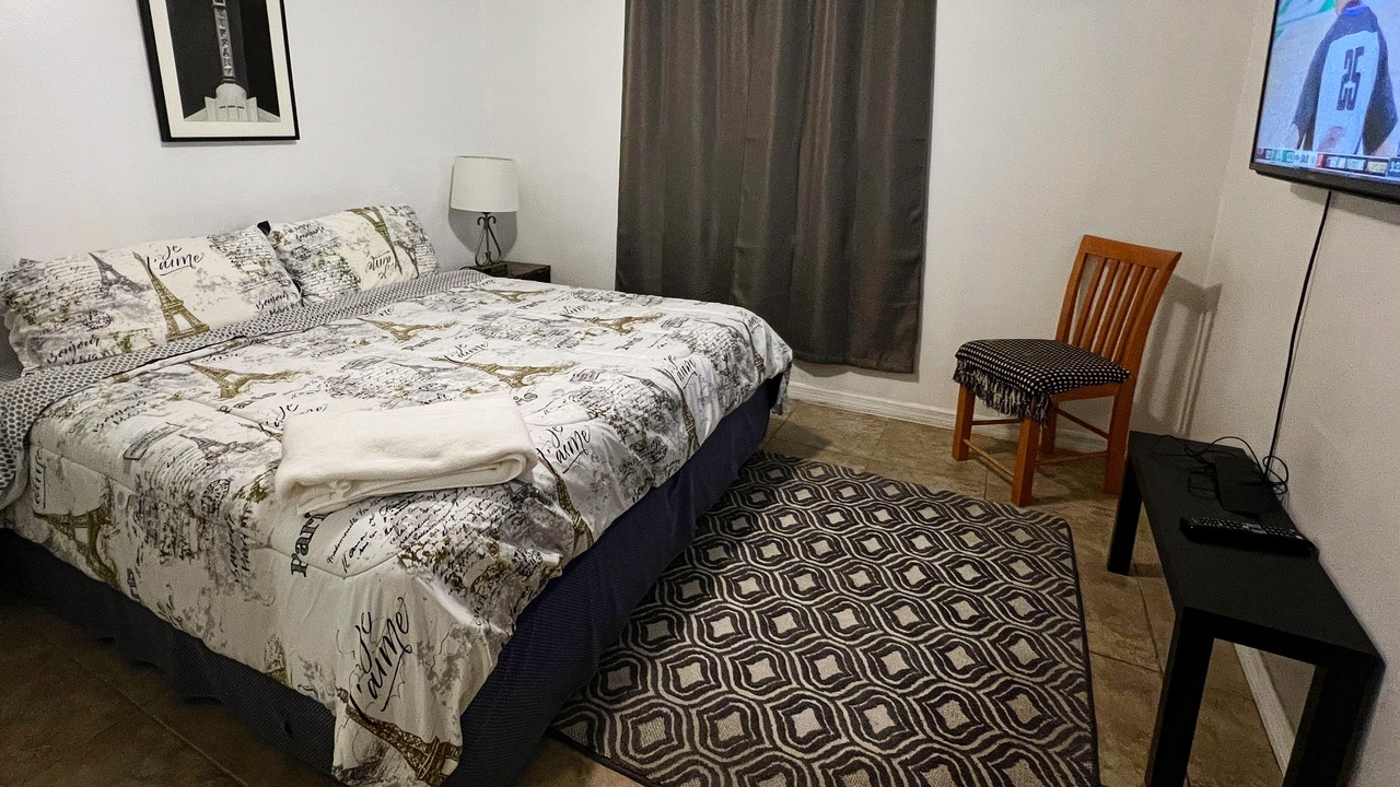 Photo of Bedroom in Highland Garden