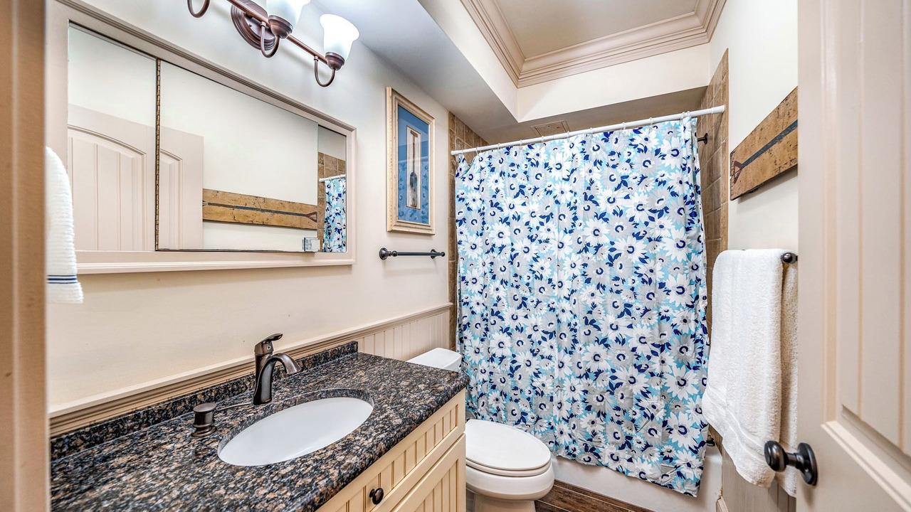 Photo of Bathroom in North End