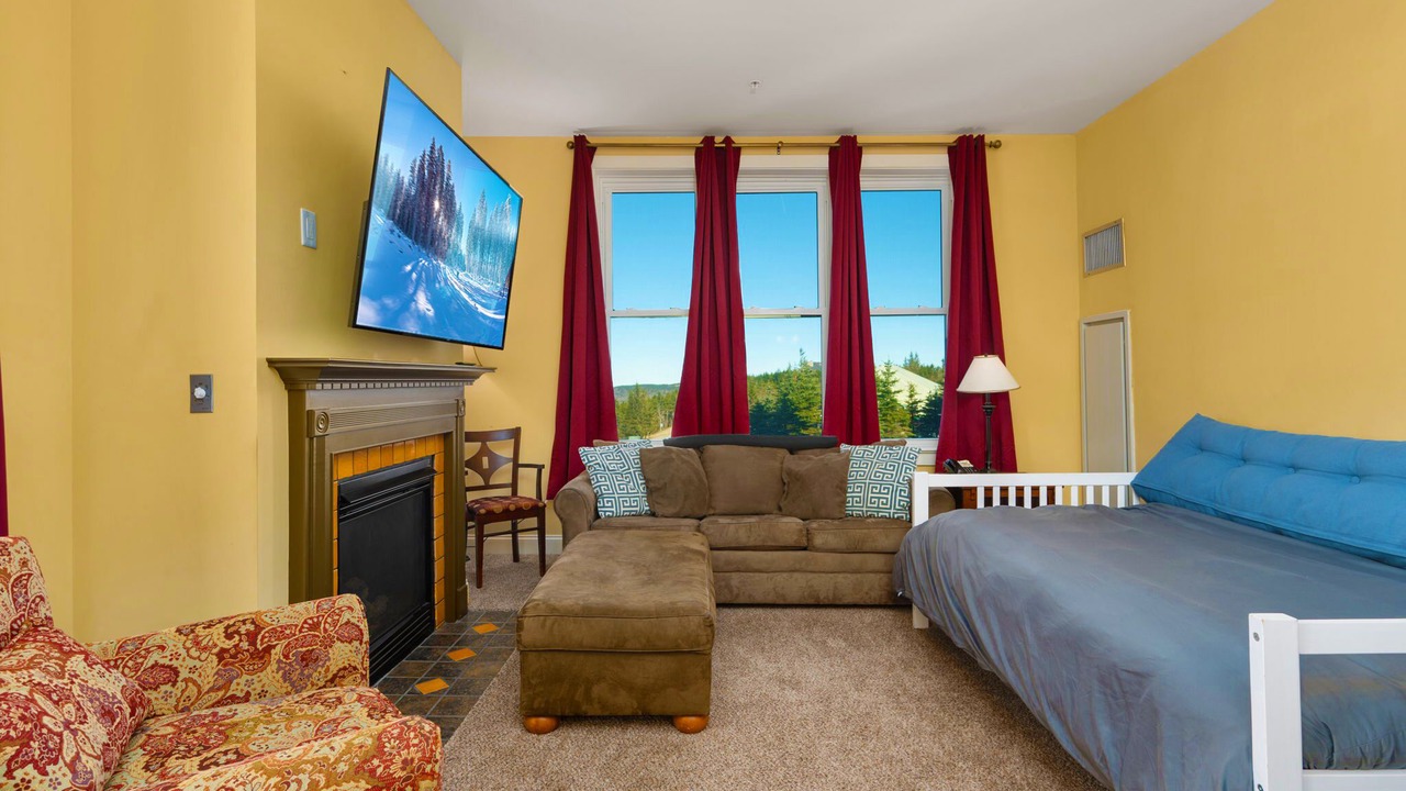 Photo of Livingroom in Edray