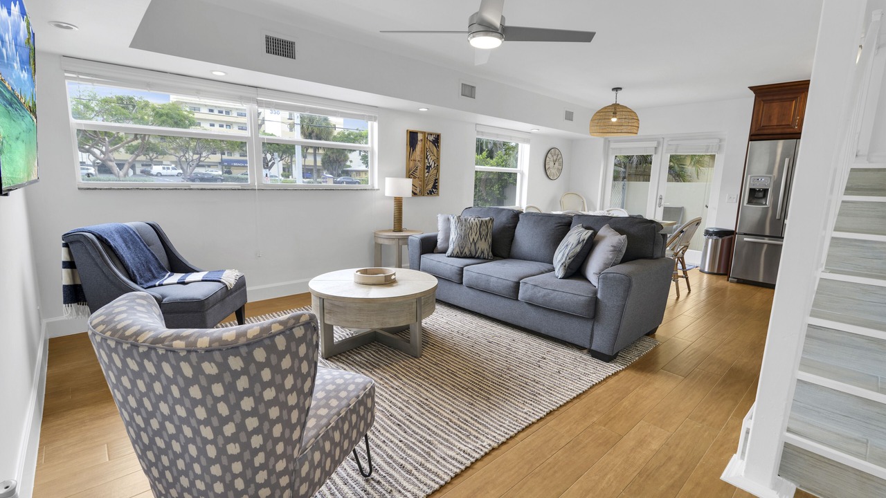 Photo of Livingroom in Deerfield Beach