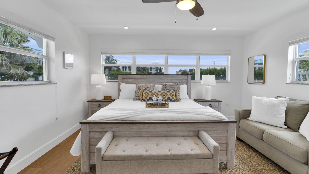 Photo of Bedroom in Deerfield Beach