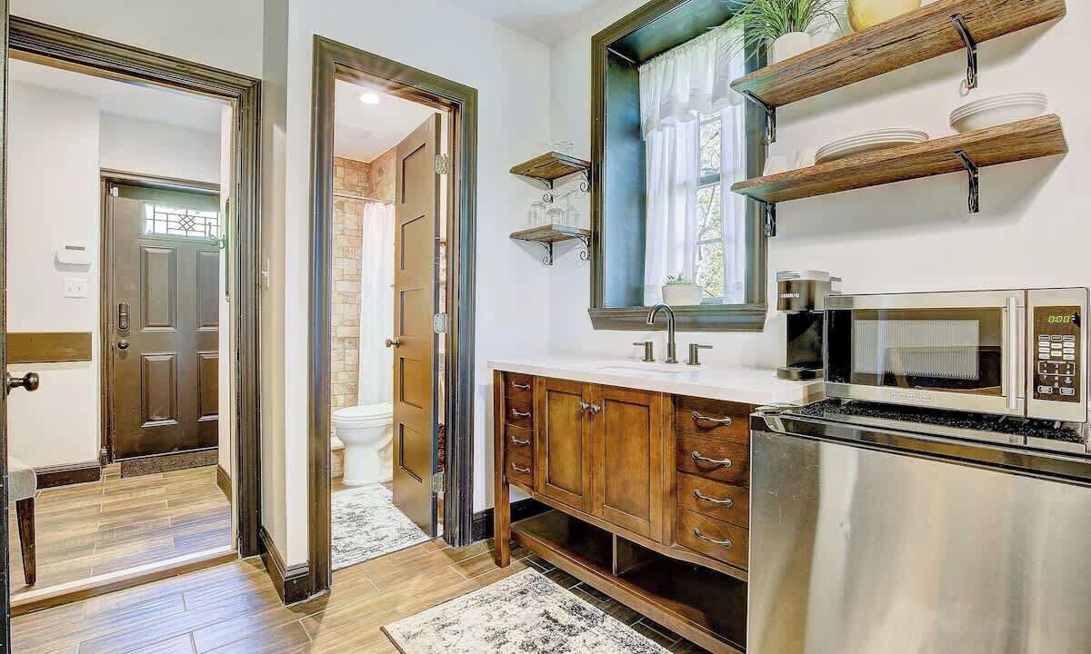 Photo of Bathroom in Lusby