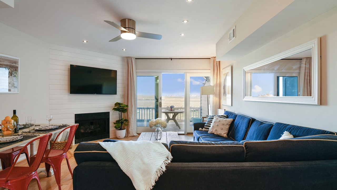 Photo of Livingroom in Fenwick Landing