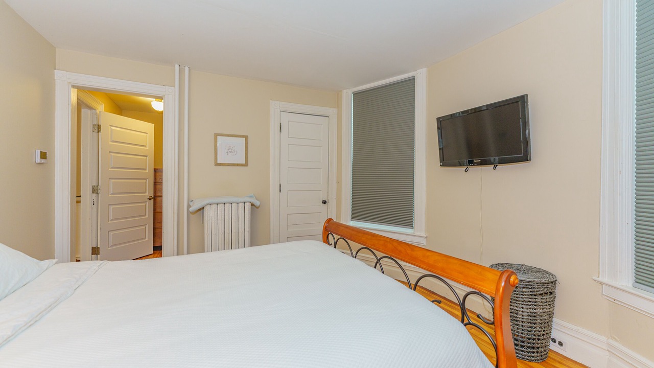Photo of Bedroom in Albany